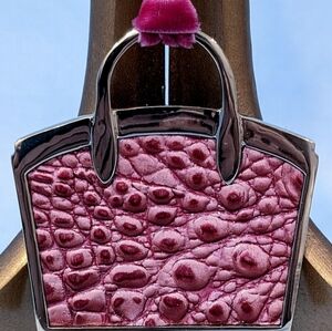 EUC Brahmin 2021 Duxbury Ornament in Sweet Pea